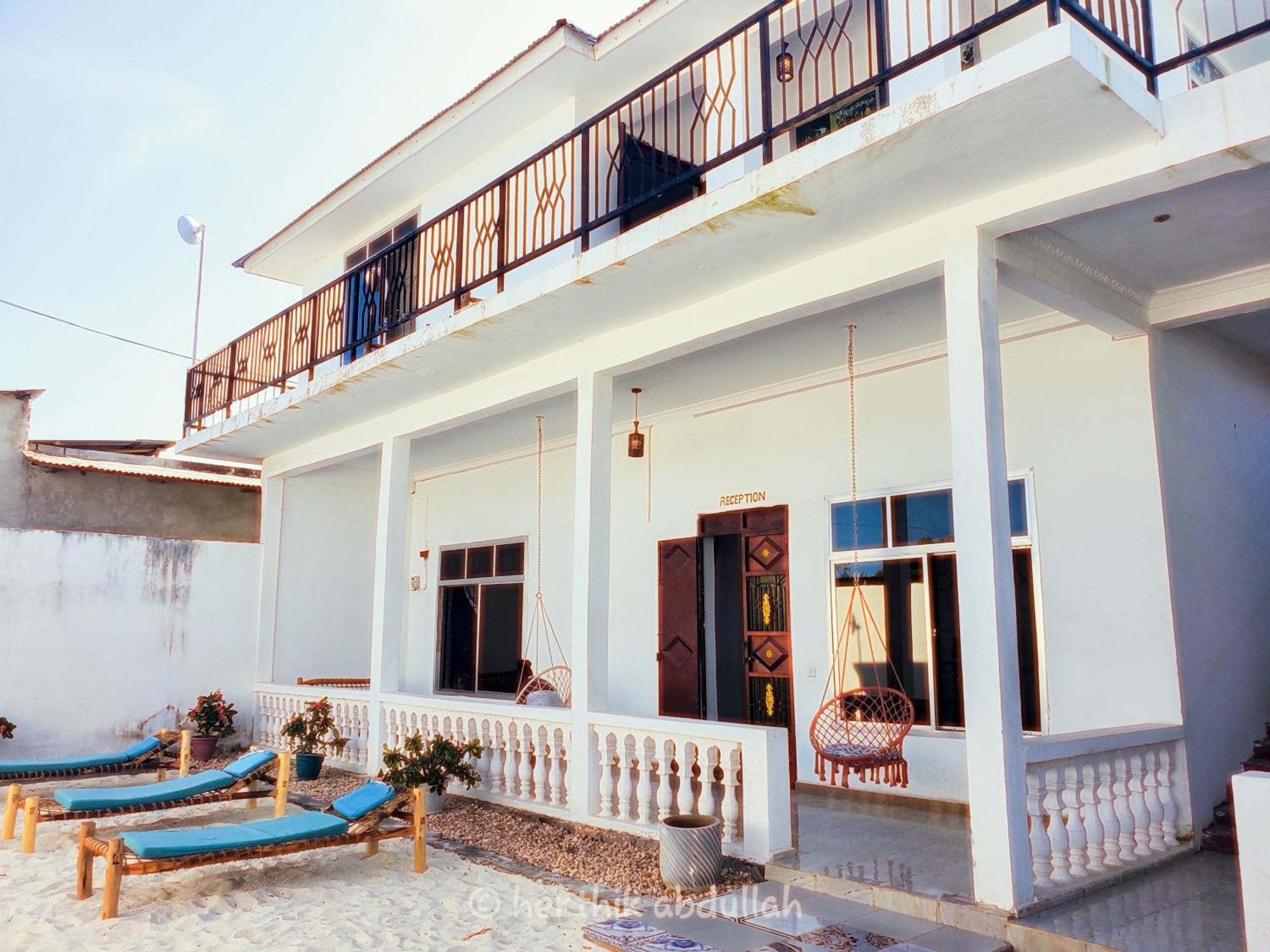 Raha House Bed & Breakfast Nungwi Exterior photo